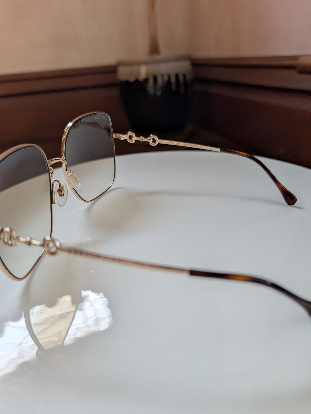 Gucci Sunglasses - Picture 10 of 13